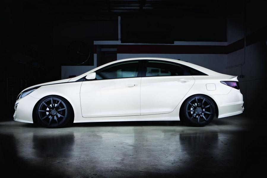  Hyundai Sonata 2.0T by Rides 2010 года  (фото 2 из 26)